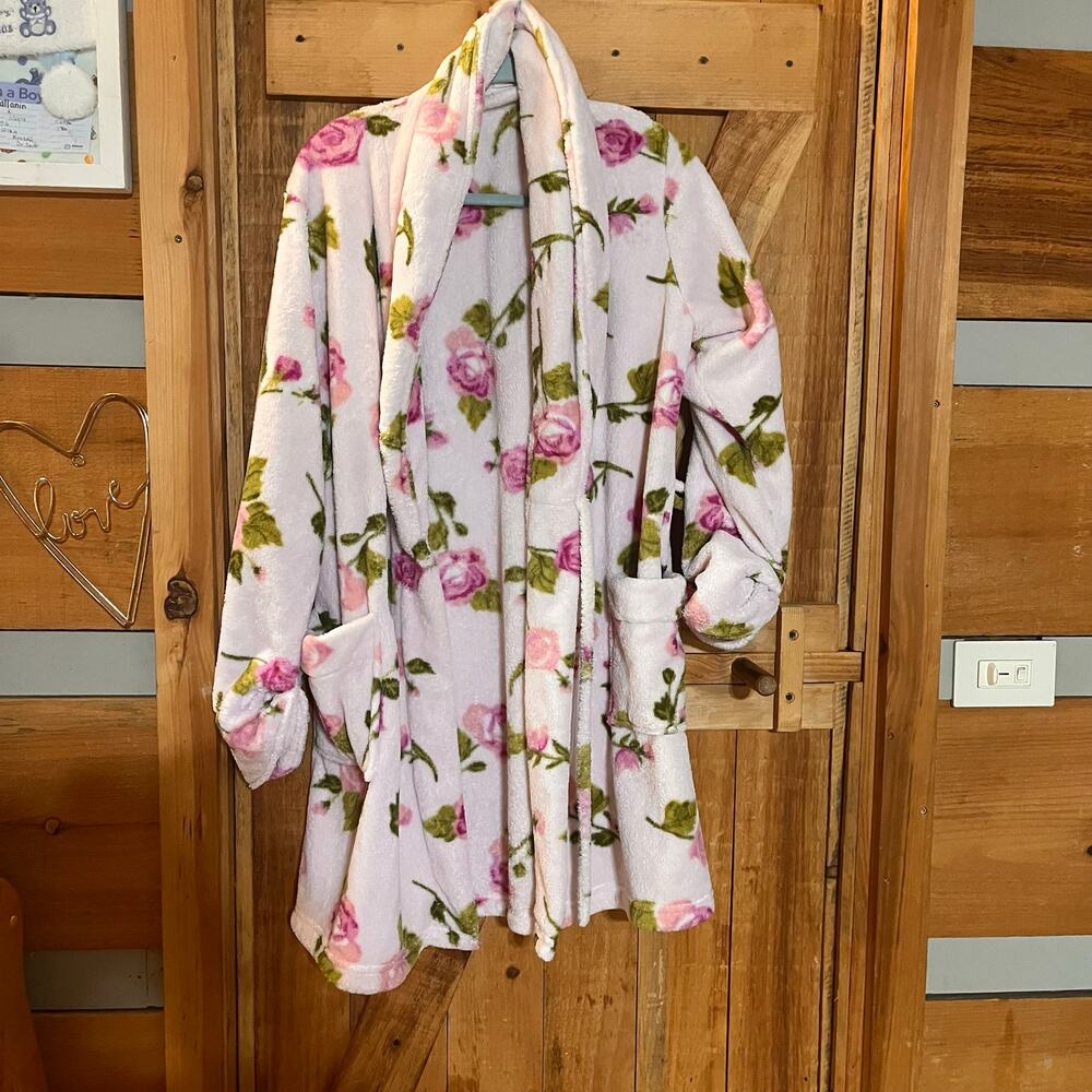 Pink Rose Floral Plush Robe by KayAnna